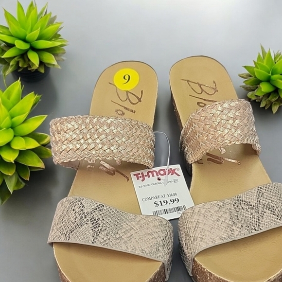 Blowfish Size 9 Malibu Wedges. Brand  New With tags. - Picture 4 of 13